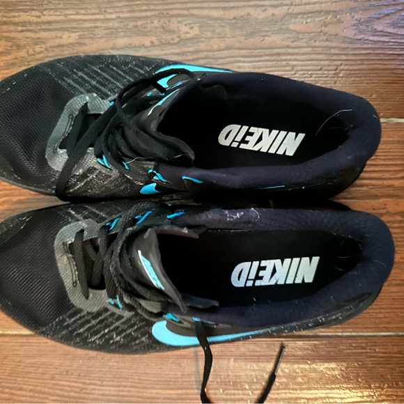 Nike Metcons. Size 8.5. Good condition - Picture 2 of 3